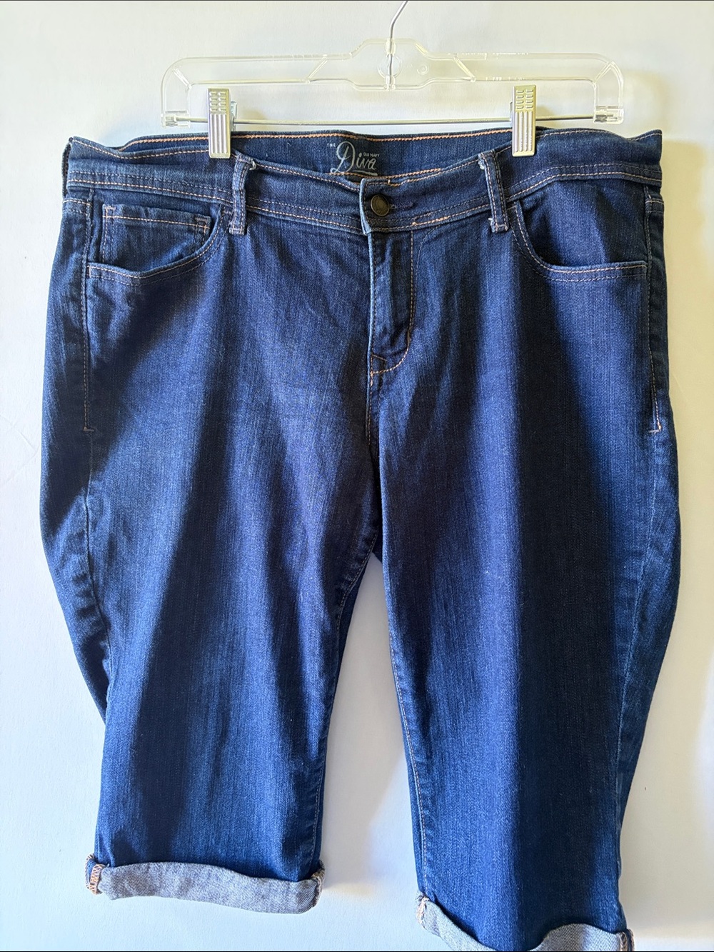 Diva Women’s Dark Blue Boyfriend Capri Jeans size 14